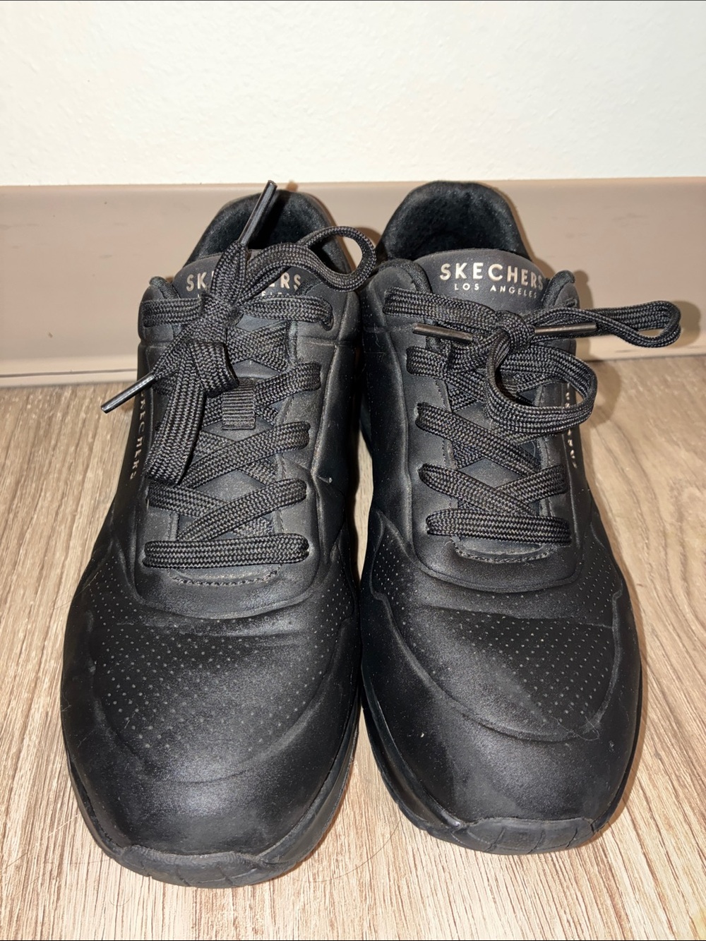 Skechers Uno All Black Chunky Sneakers | Women’s Size 9